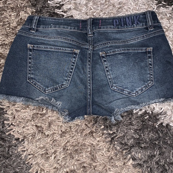 Pink shorts Size 2 good cond - Picture 2 of 3